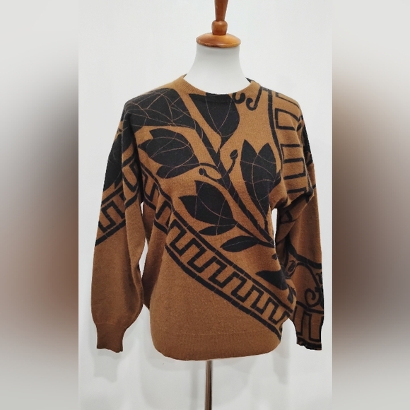 Lisandro Sarasola Sweaters - VINTAGE LISANDRO SARASOLA SWEATER
